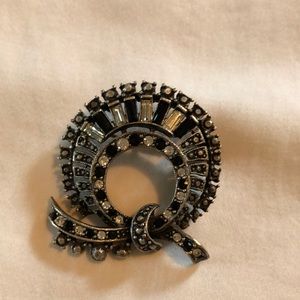 Vintage Silver brooch with clear and black stones